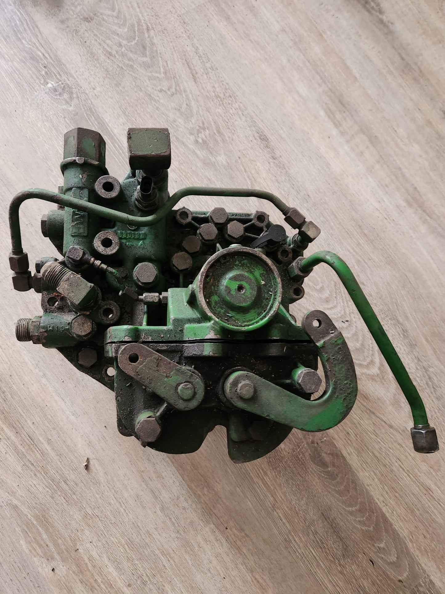 Distribuitor invertor tractor John Deere - R81089
