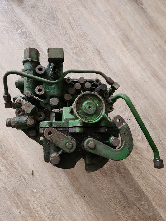 Distribuitor invertor tractor John Deere - R81089