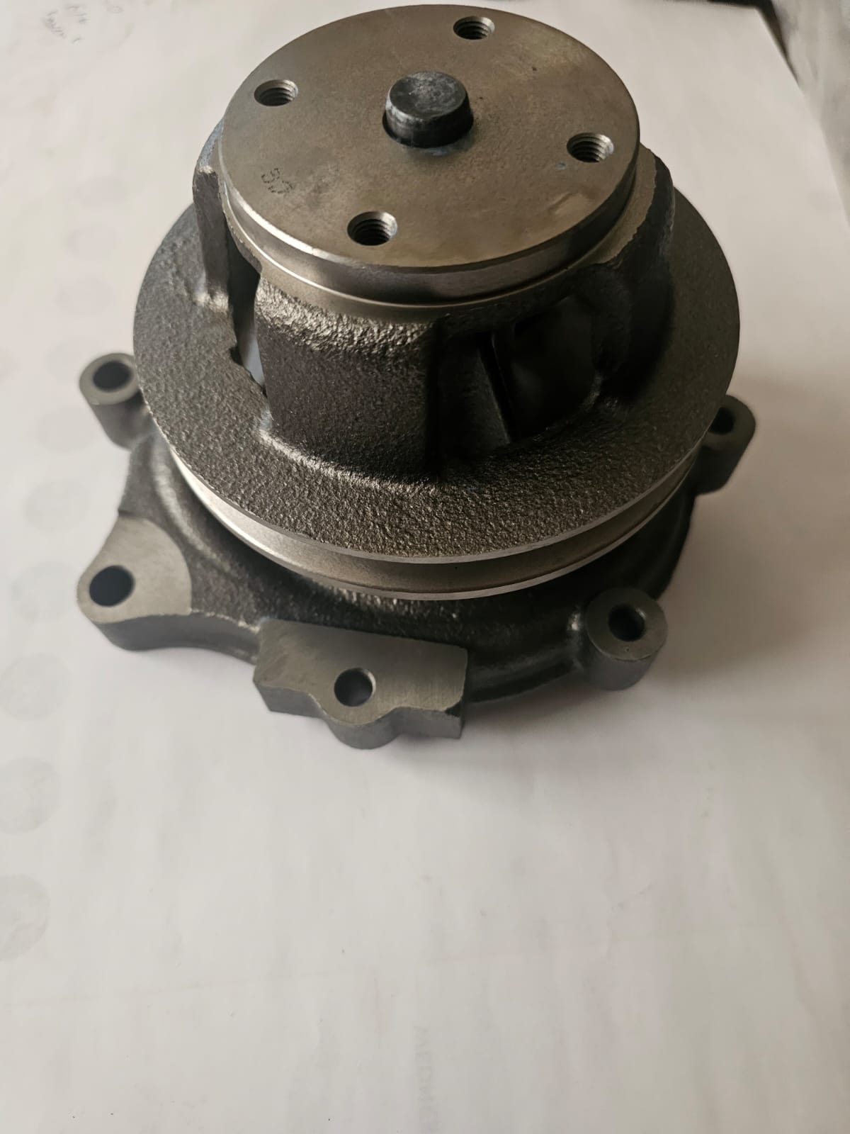 Pompa apa tractor Ford - 81814205