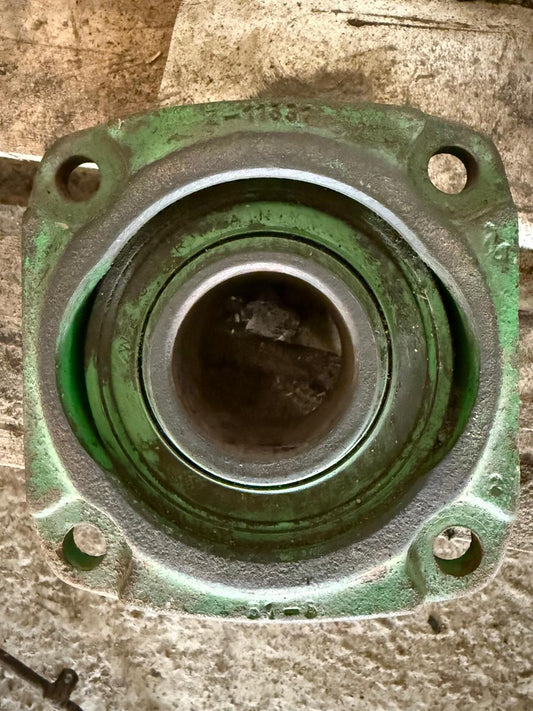 Carcasa cu rulmet combina John Deere - z11331